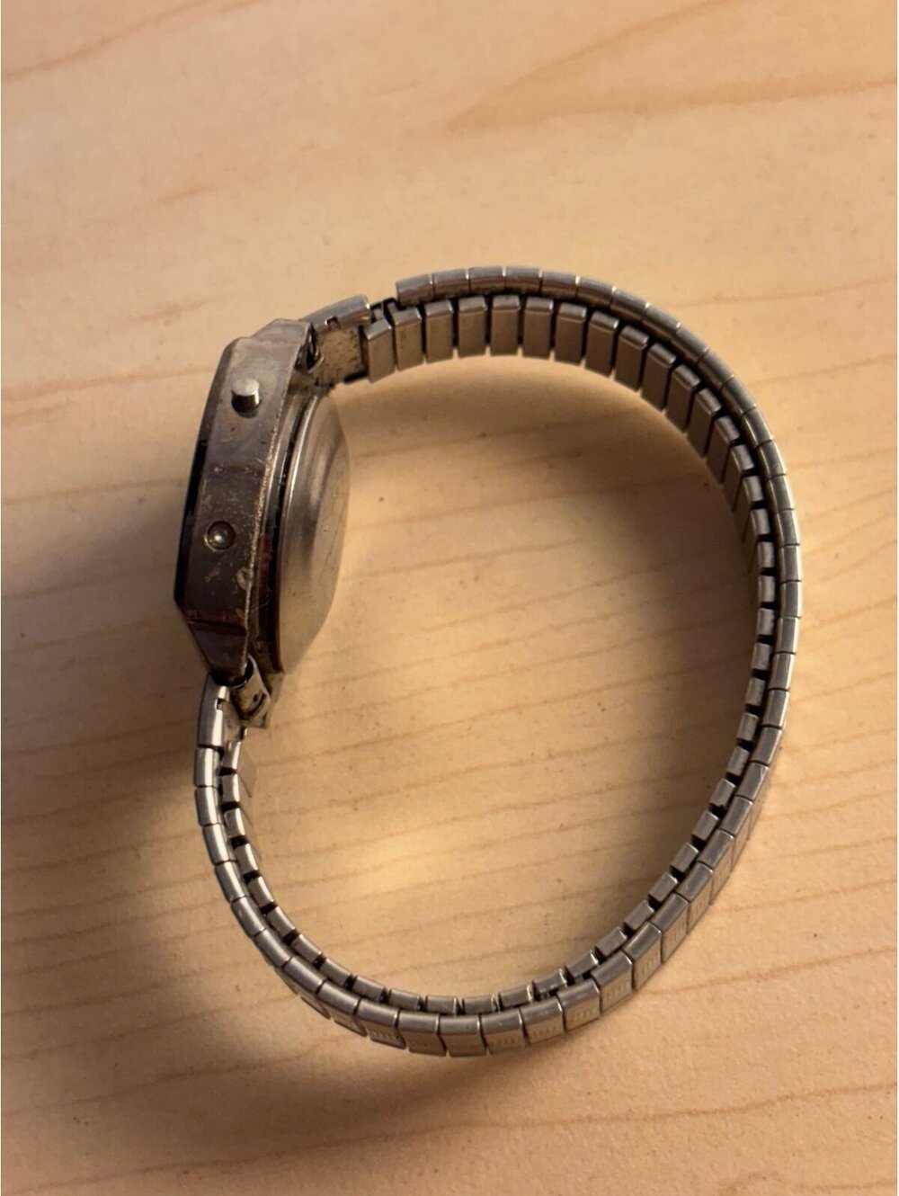 Texas Instruments LCD Quartz Watch - Picture 2 of 4